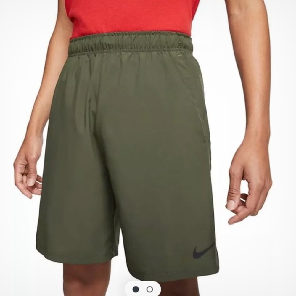 Nike dri fit FLX SHORT WOVEN 2.0 green size small